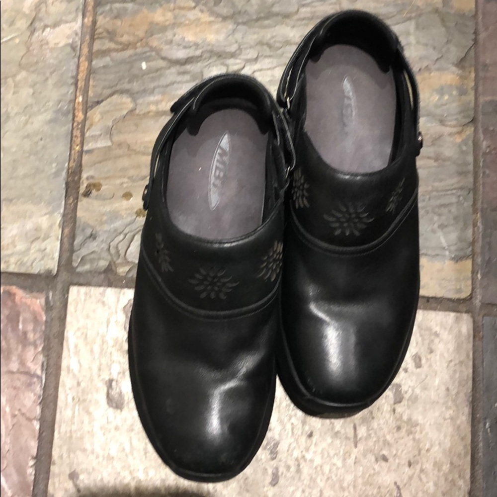 MBT Sling Back Mules EUC!